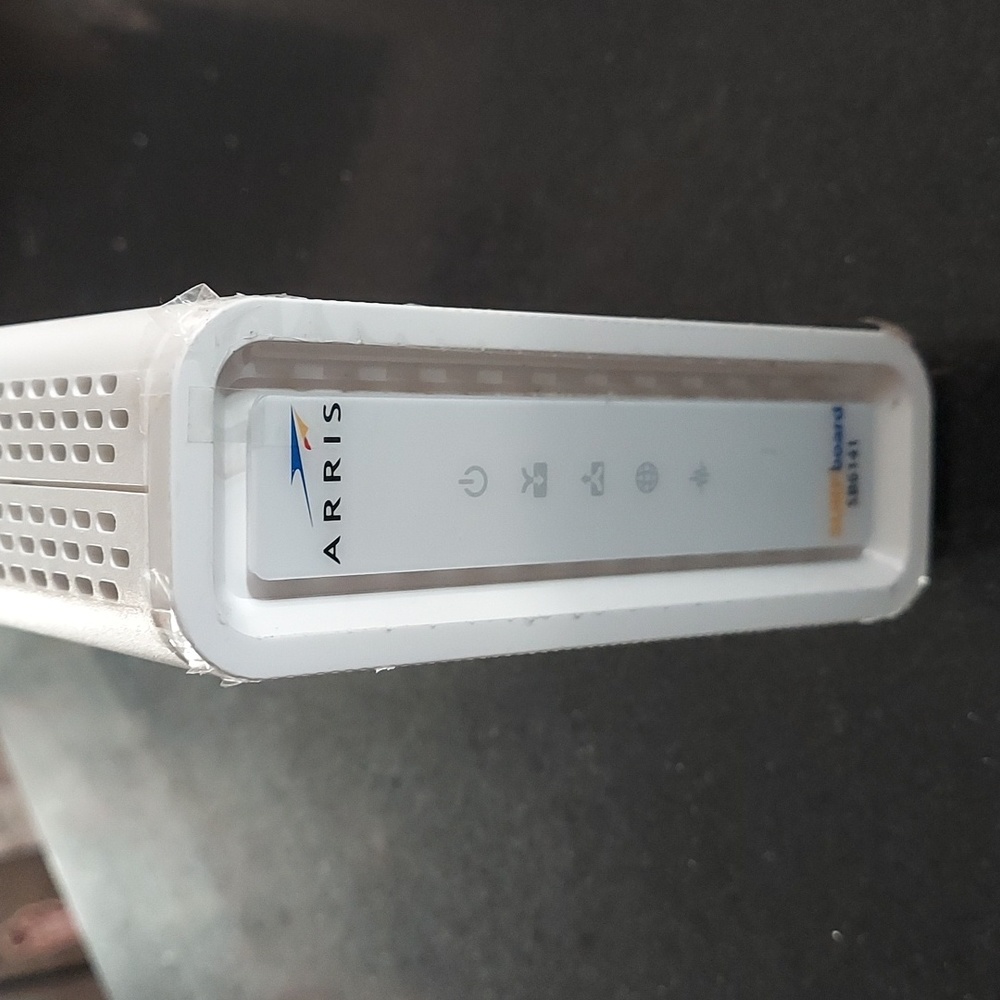 Used Affordable Surfboard SB6141 Modem